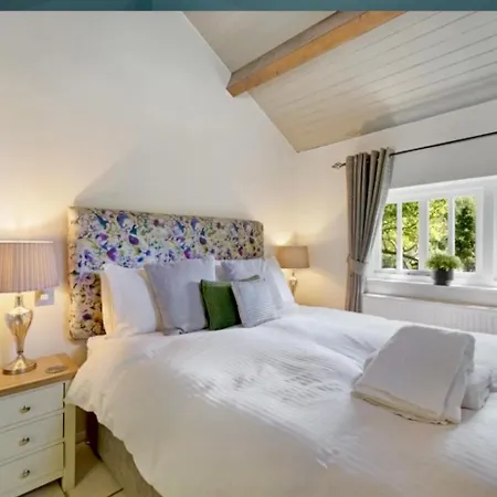 Holiday home Dove Cot Country *