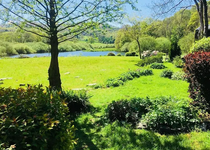 Дом отдыха Dove Cot Country