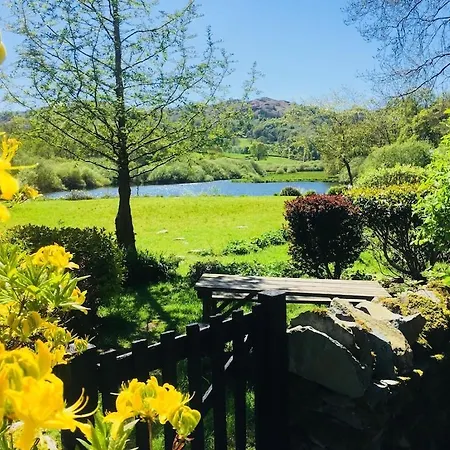 بيت للعطل Dove Cot Country *